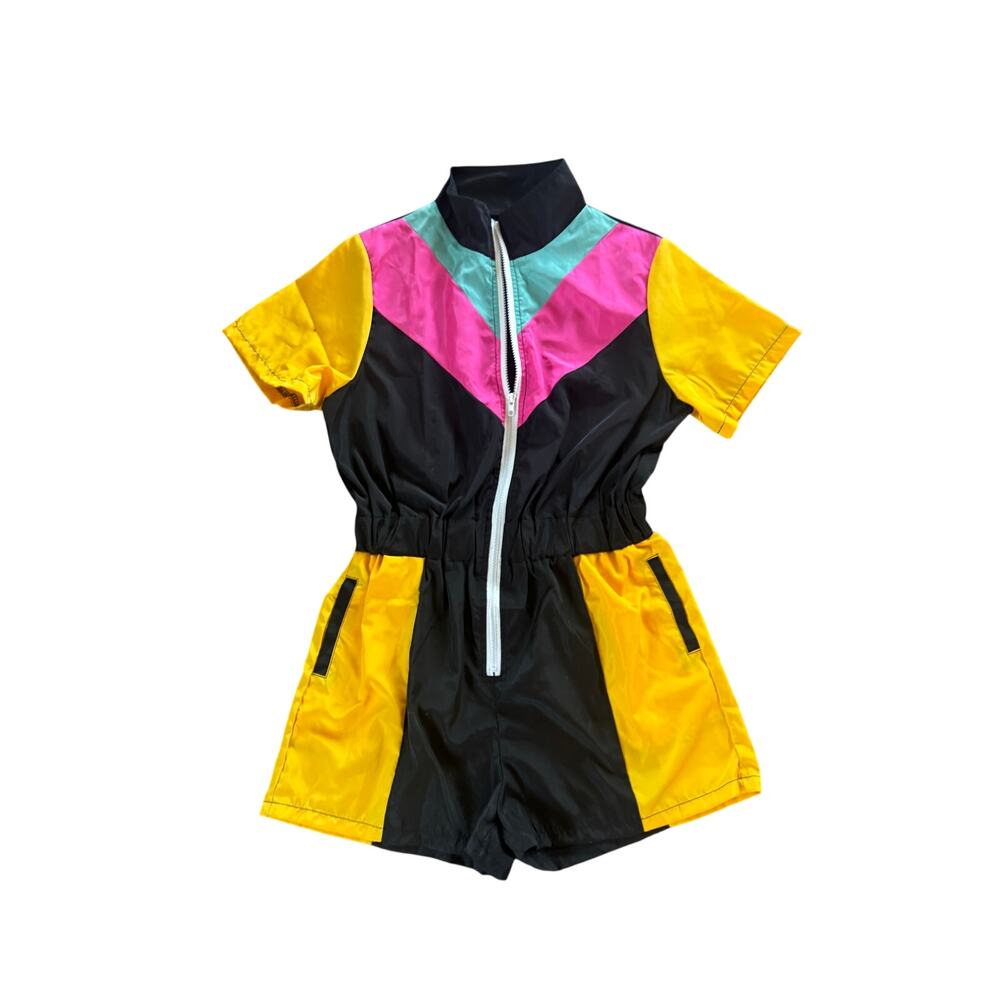 1980s/90s retro styled shortsleeve windbreaker romper
